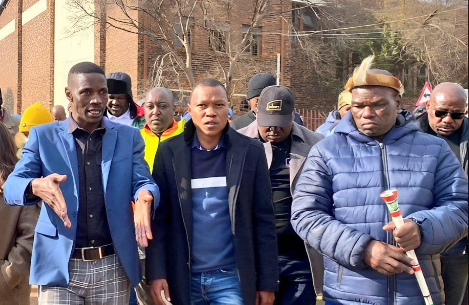 Gwamanda Vows Aid To Disgruntled Residents Of Diepkloof Hostel