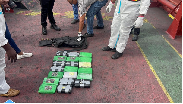Pics| Cops Seize Bags Of Cocaine Worth R15 million In KwaZulu-Natal-SurgeZirc SA